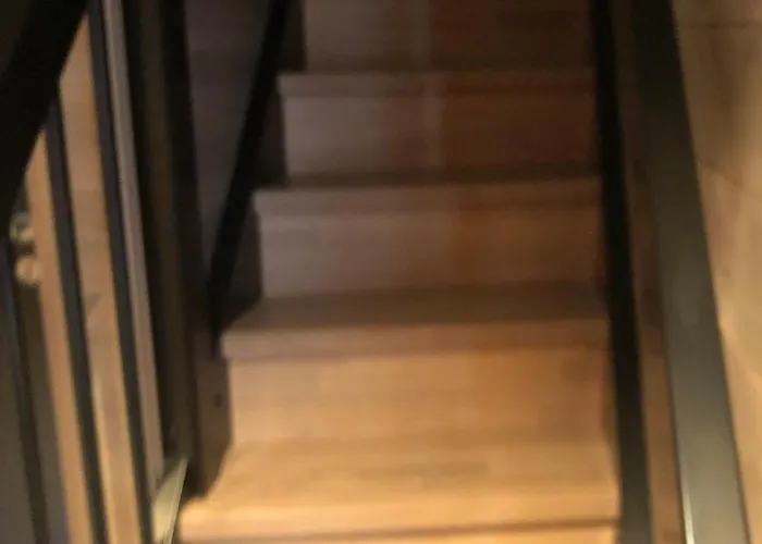 Part Of A Is Rented 아파트 *