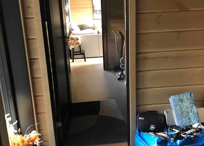 Part Of A Is Rented 아파트 Fidjeland